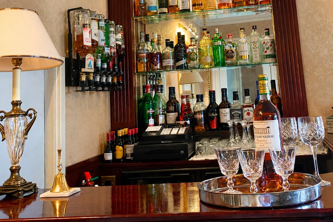 The residents' bar at the Waterford