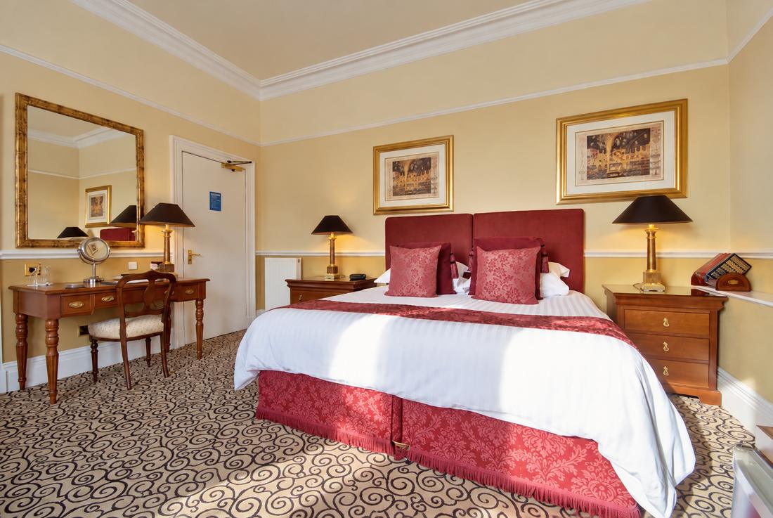 Superior Lake View room at the Waterford